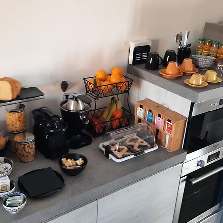 Appartement Casa Rosy - Stanza Privata Con Bagno Esclusivo E Parcheggio Gratuito à Porto Torres Extérieur photo