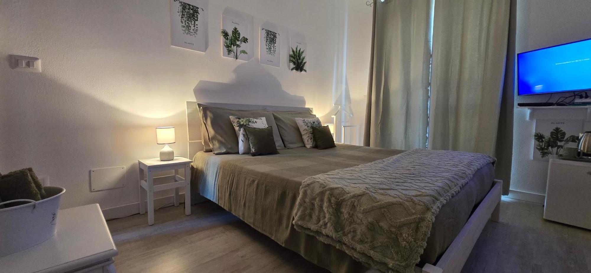 Appartement Casa Rosy - Stanza Privata Con Bagno Esclusivo E Parcheggio Gratuito à Porto Torres Extérieur photo