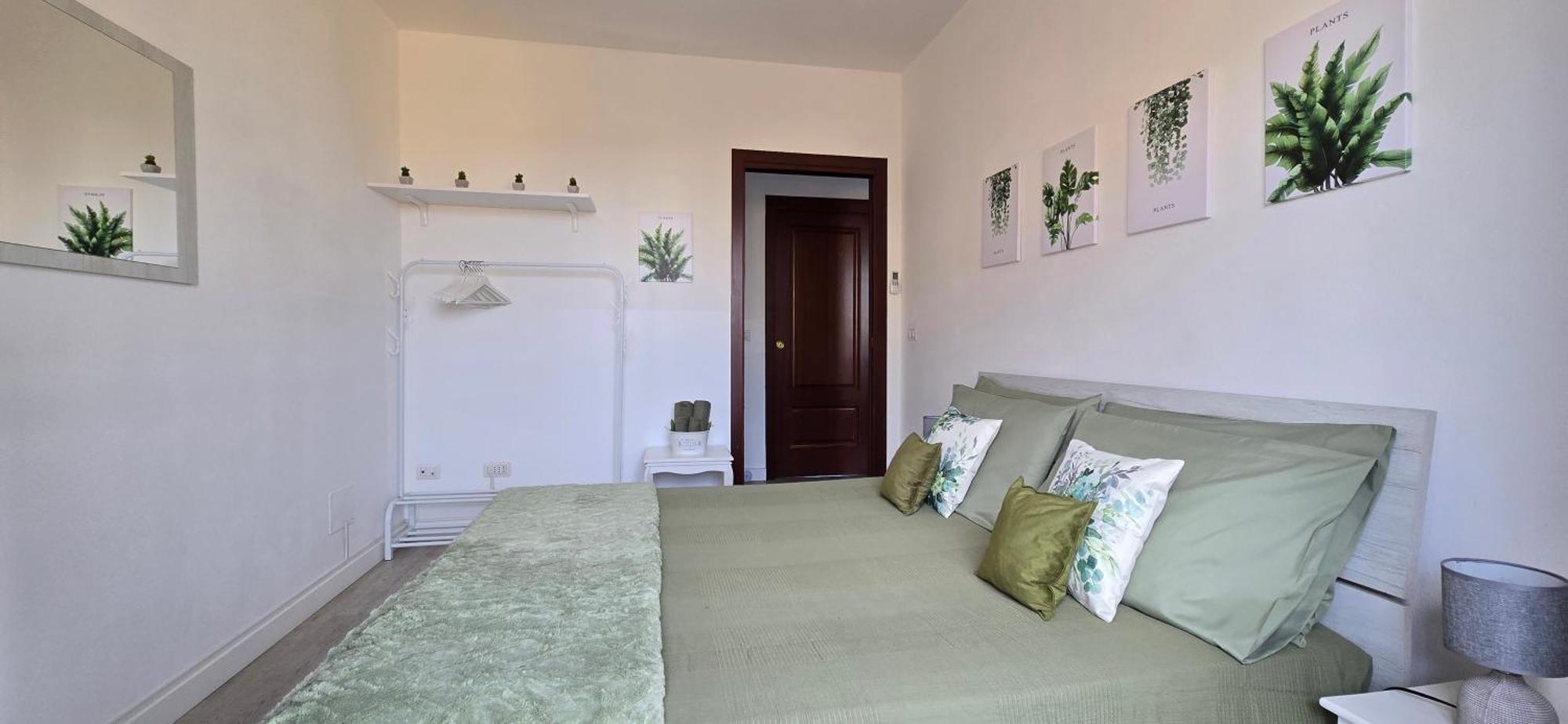 Appartement Casa Rosy - Stanza Privata Con Bagno Esclusivo E Parcheggio Gratuito à Porto Torres Extérieur photo