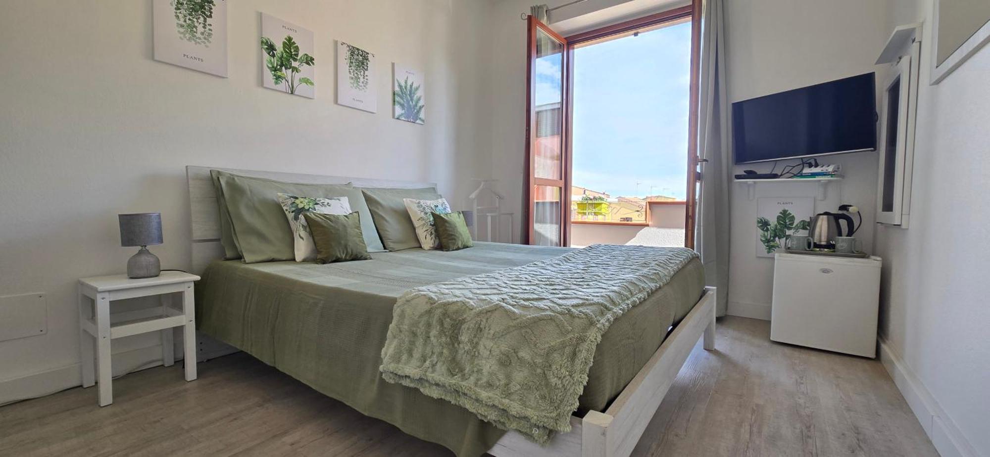 Appartement Casa Rosy - Stanza Privata Con Bagno Esclusivo E Parcheggio Gratuito à Porto Torres Extérieur photo